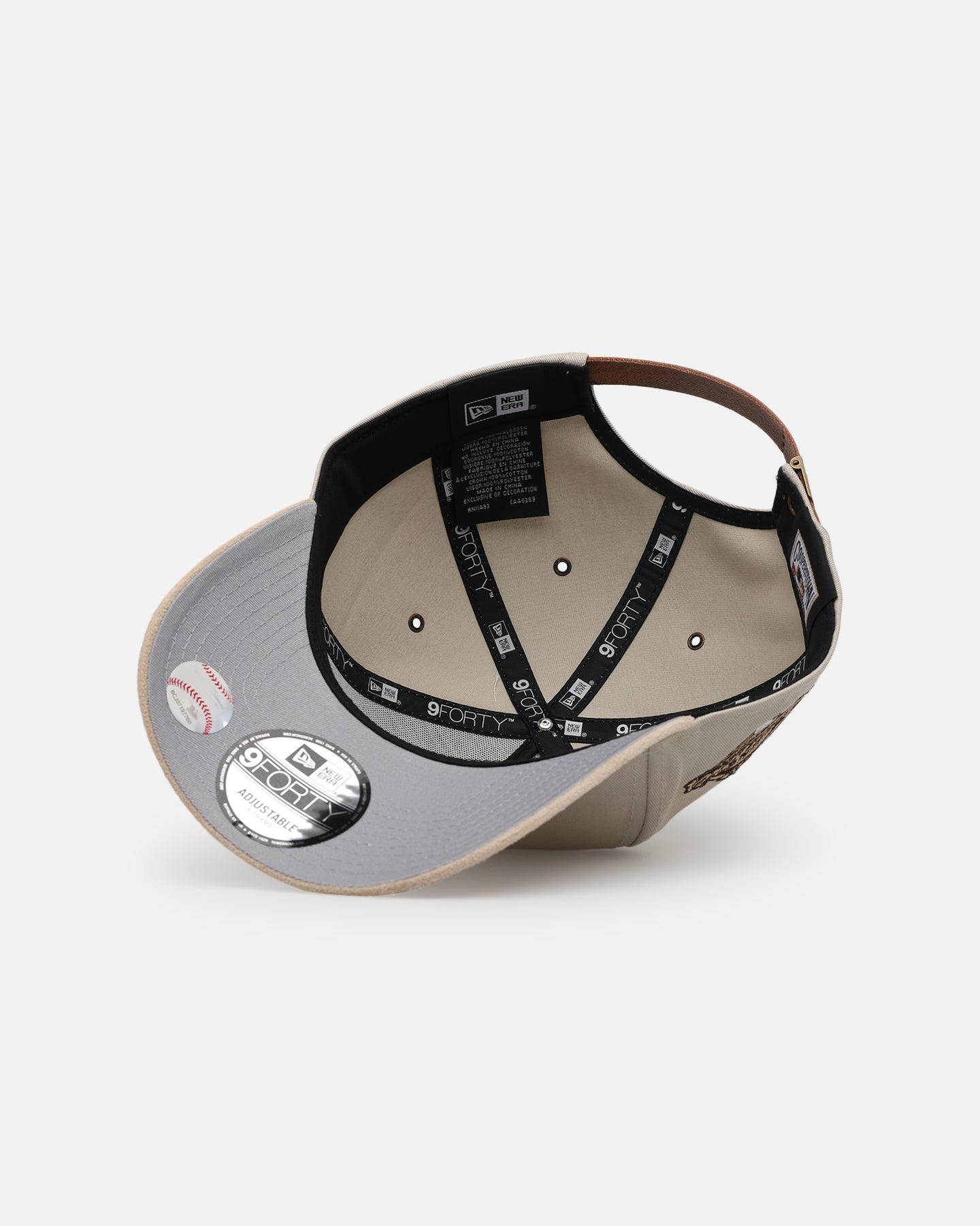 New Era Atlanta Braves 'Cream Suede' 9FORTY A-Frame Strapback Stone/Oatmilk