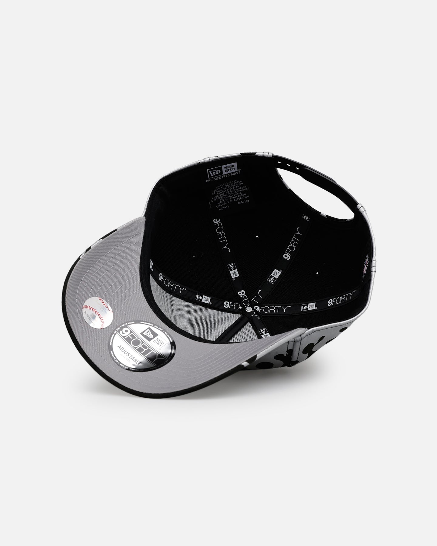 New Era New York Yankees 'Metallic Flames' 9FORTY A-Frame Snapback Black/Silver