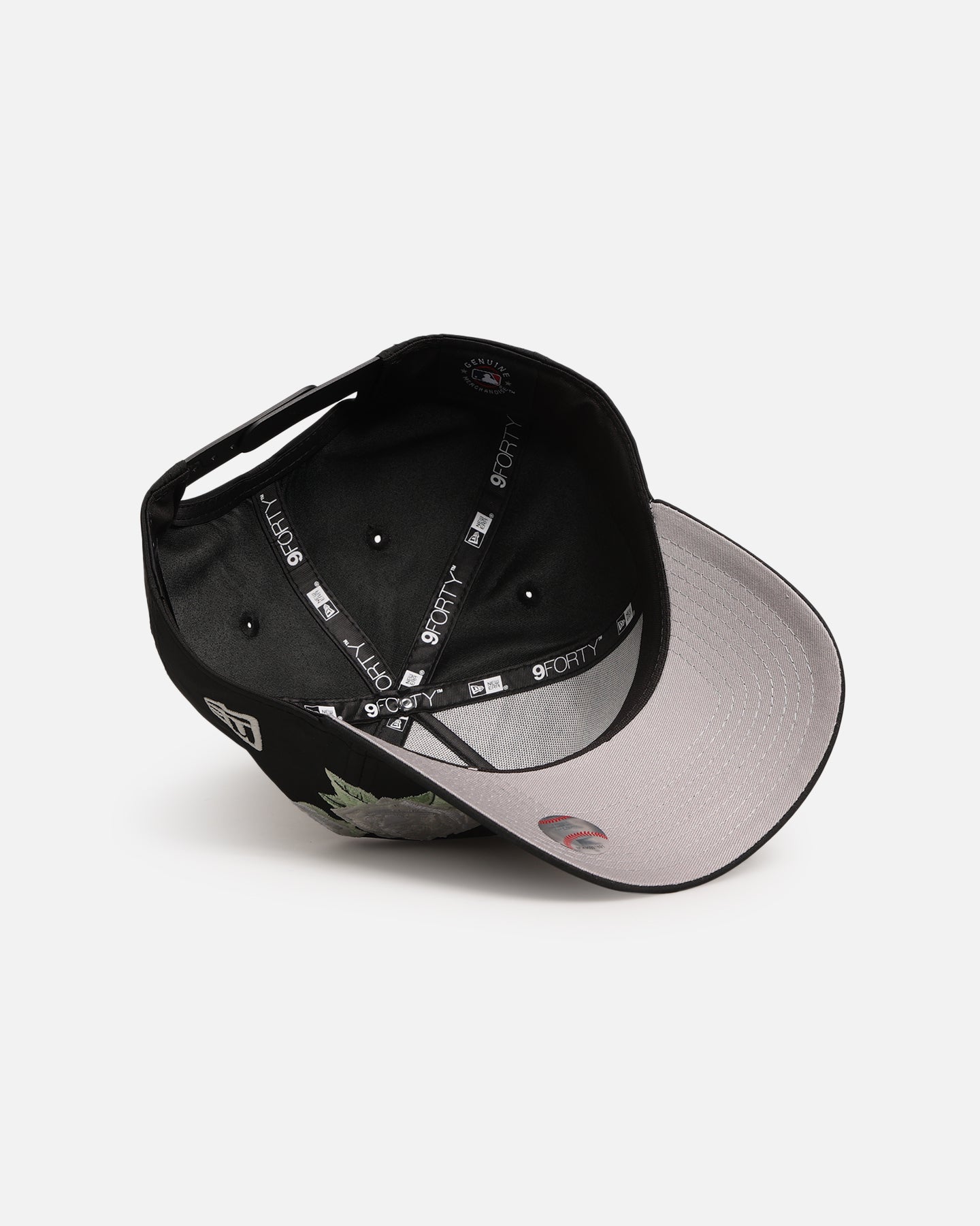 New Era New York Yankees 'Glow Rose' 9FORTY A-Frame Snapback Black