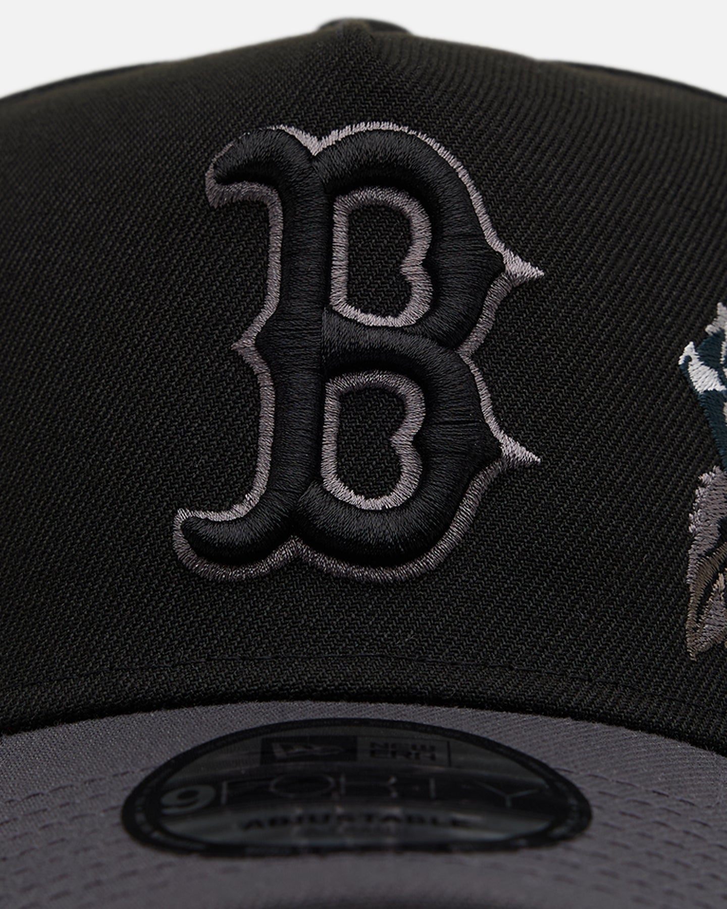New Era Boston Red Sox 'Stealth Roses' 9FORTY A-Frame Snapback Black