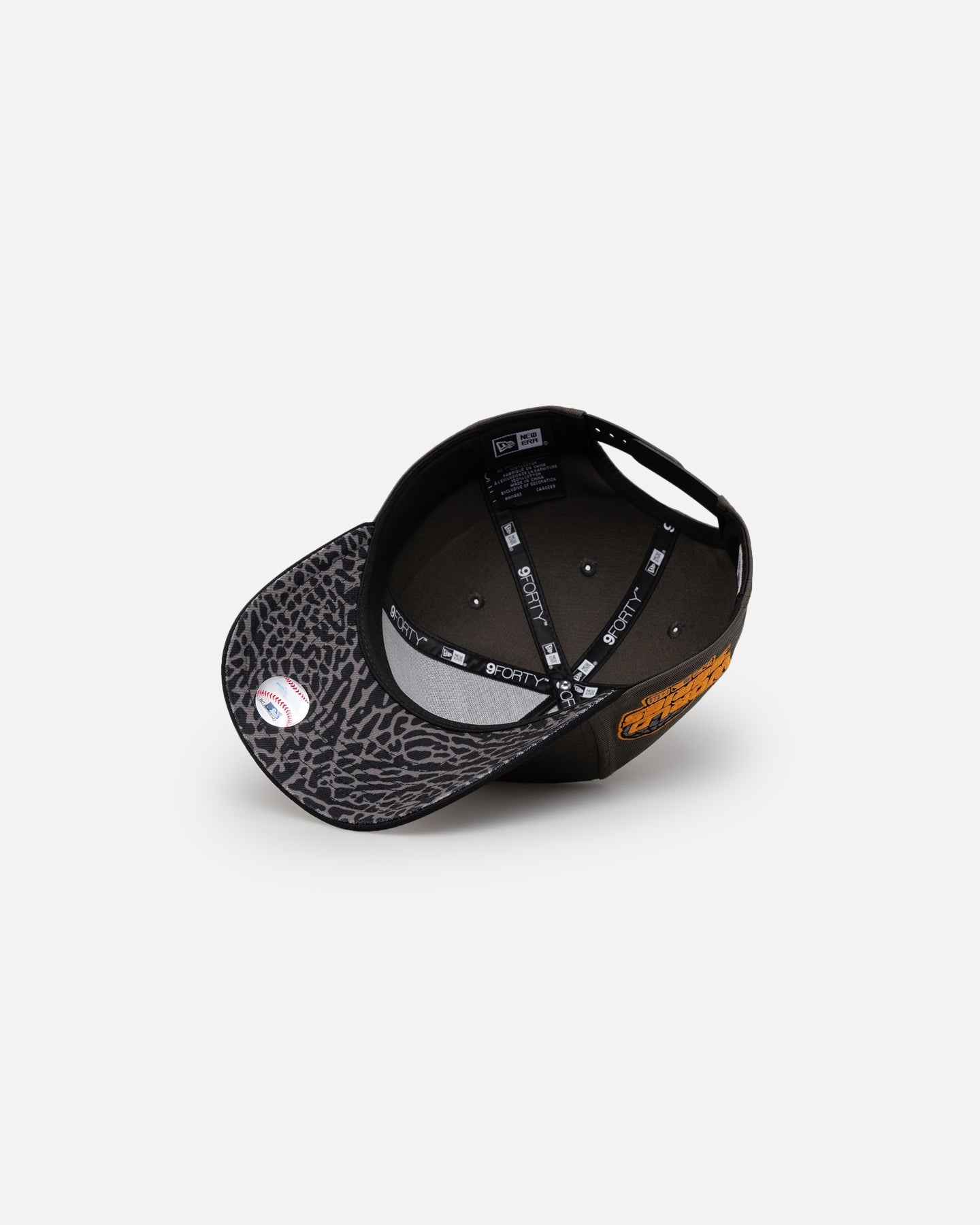 New Era Boston Red Sox 'Legendary Charcoal' 9FORTY A-Frame Snapback Charcoal/Black