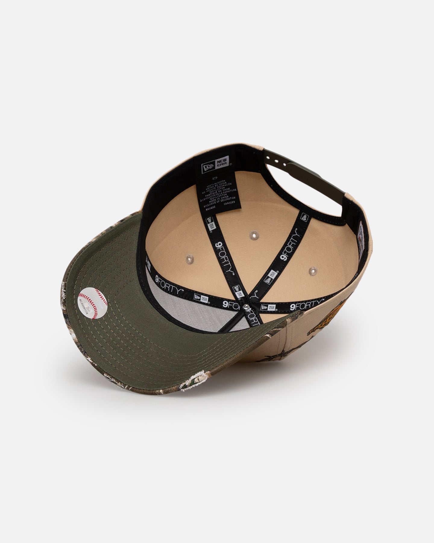 New Era Atlanta Braves 'Real Tree Edge Grit' 9FORTY A-Frame Snapback Oat Milk/Real Tree