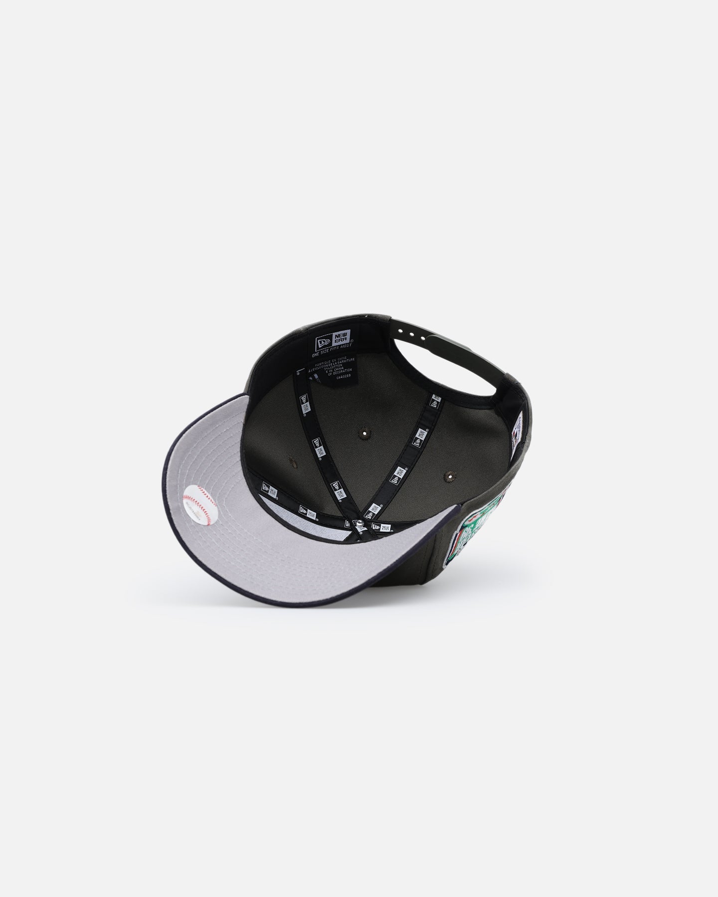 New Era Boston Red Sox 'Contrast Visor' Pre-Curved Golfer Snapback Moss/Sky