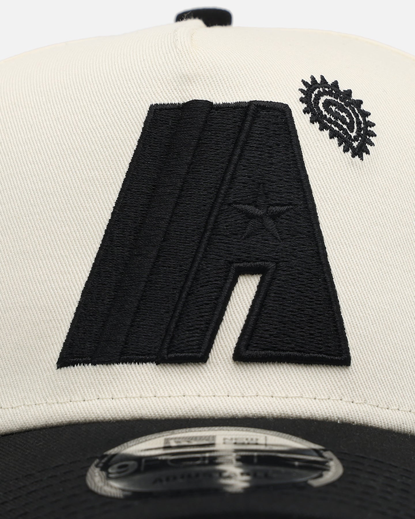 New Era Houston Astros 'Paisley Hit' 9FORTY A-Frame Snapback Chrome White/Black