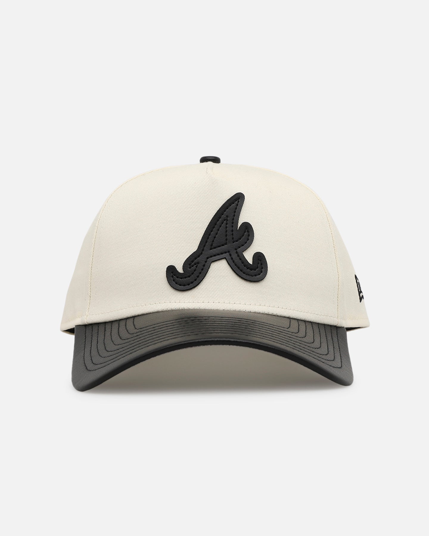 New Era Atlanta Braves 'Leather Visor' 9FORTY A-Frame Snapback Chrome White/Black