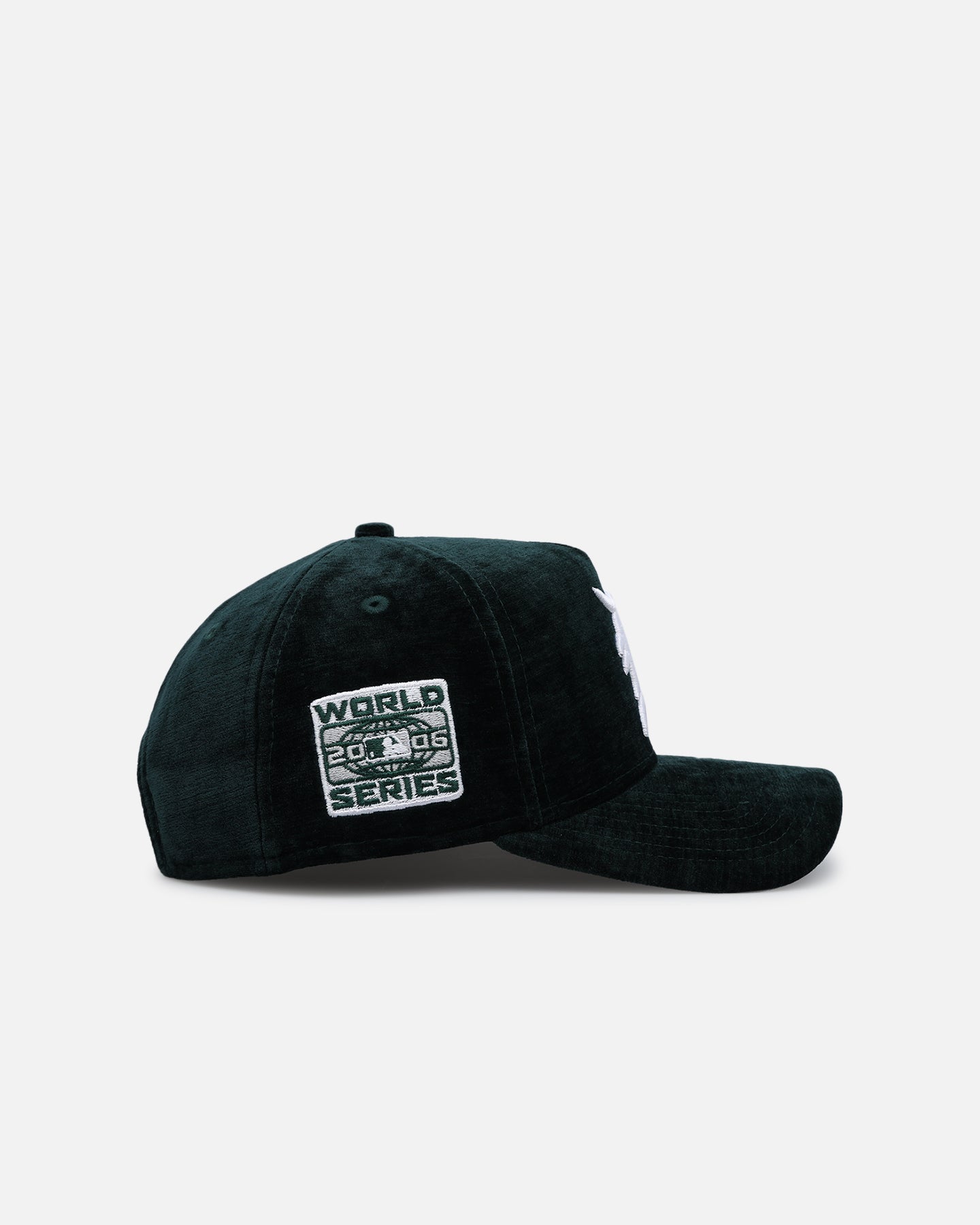 New Era Detroit Tigers 'Plush Chenille' 9FORTY A-Frame Snapback Dark Green