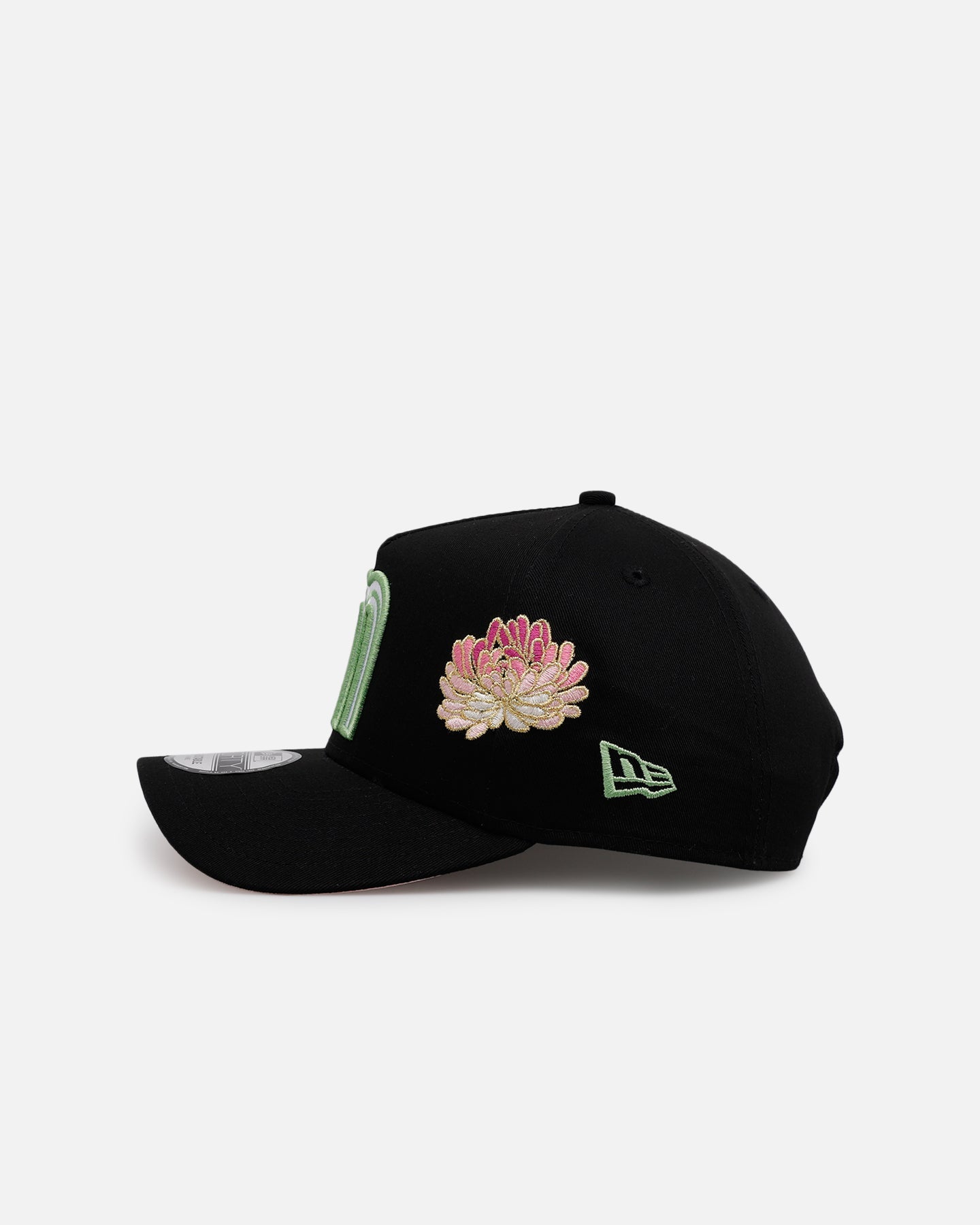 New Era Mexico National Baseball Team 'Satin Flower' 9FORTY A-Frame Snapback Black/Pink