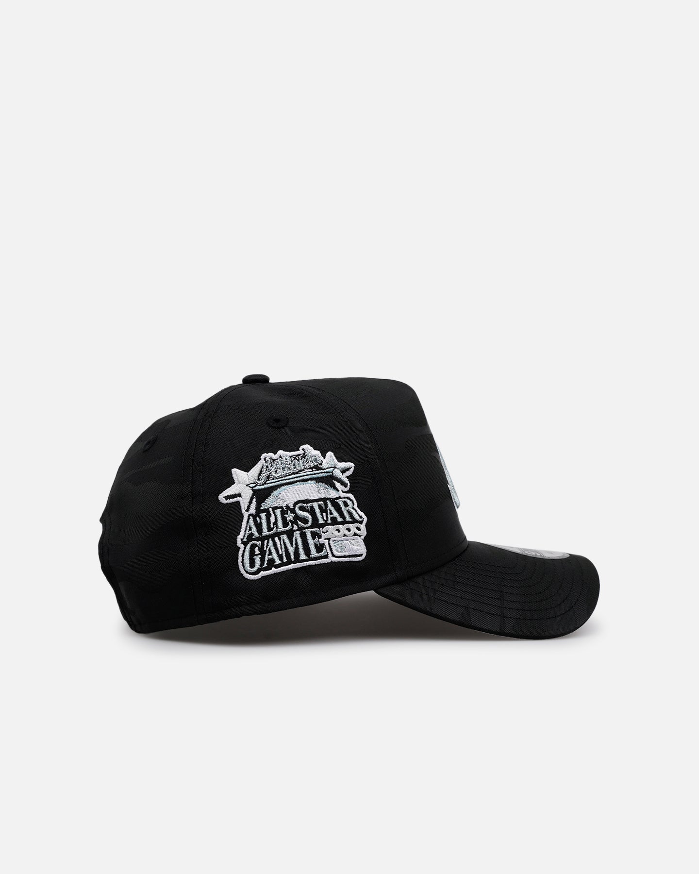New Era Atlanta Braves 'Icy Camo' 9FORTY A-Frame Snapback Black/Camo