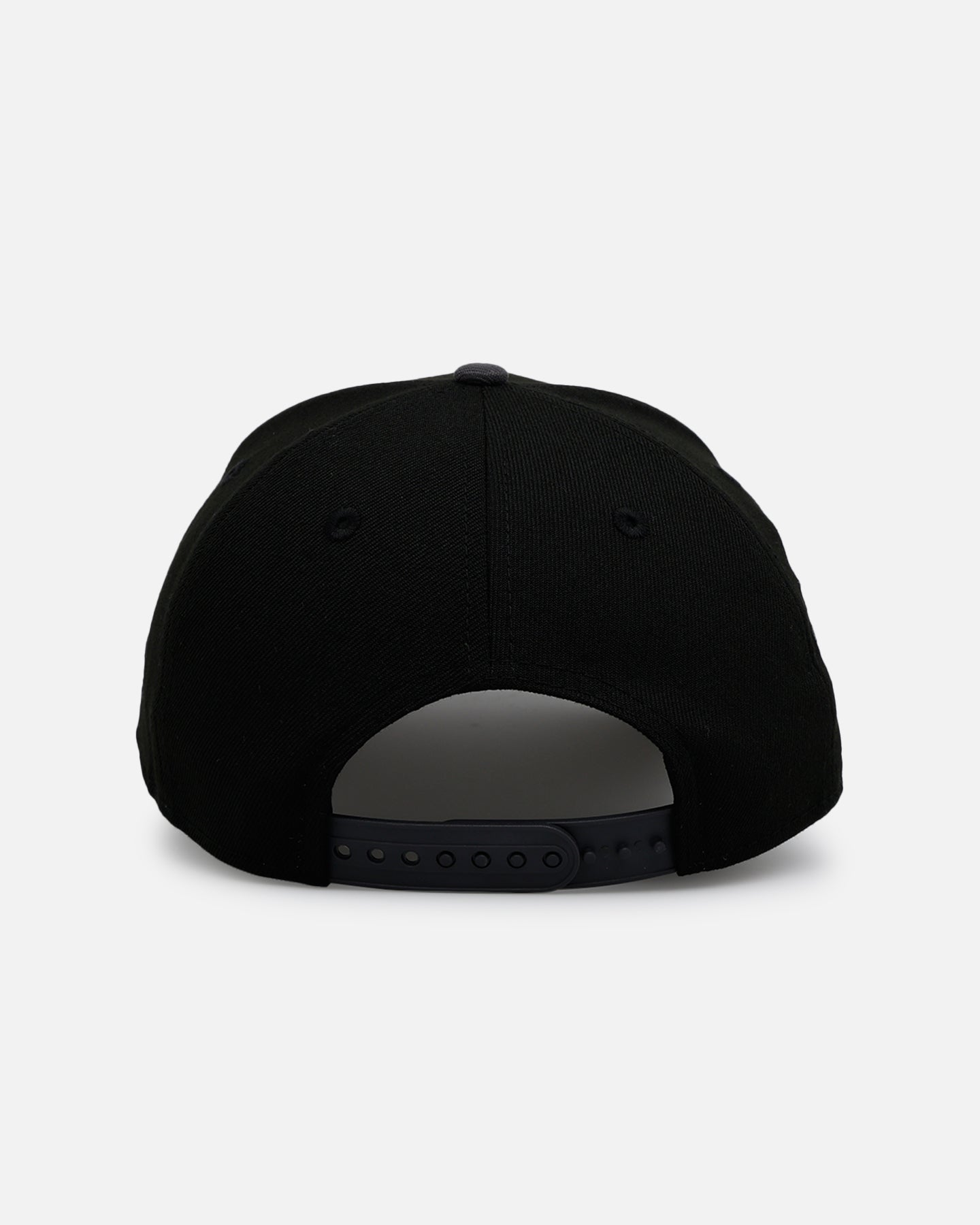 New Era Atlanta Braves 'Stealth' 9FORTY A-Frame Snapback Black/Charcoal