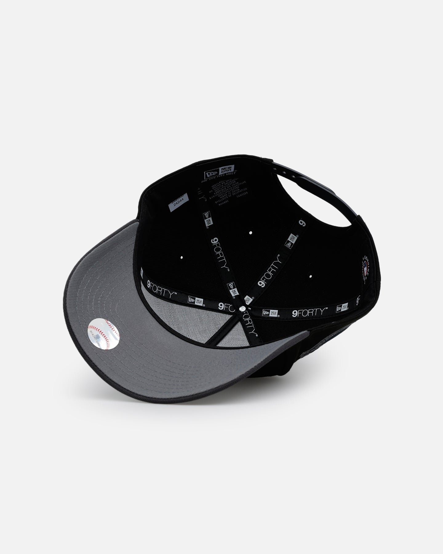 New Era Philadelphia Phillies 'Stealth' 9FORTY A-Frame Snapback Black/Charcoal