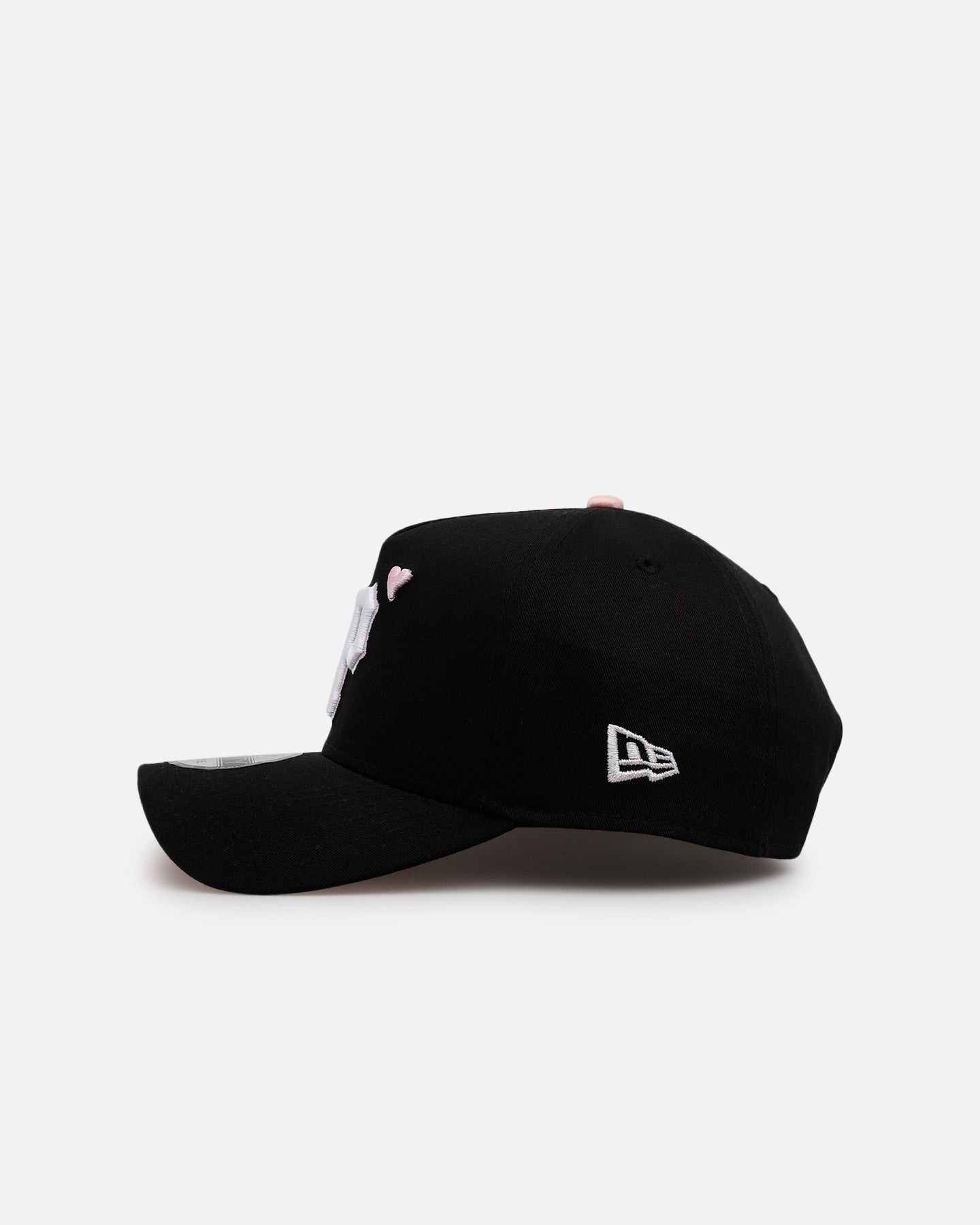 New Era Pittsburgh Pirates 'Pink Satin Hearts 2.0' 9FORTY A-Frame Snapback Black/Pink