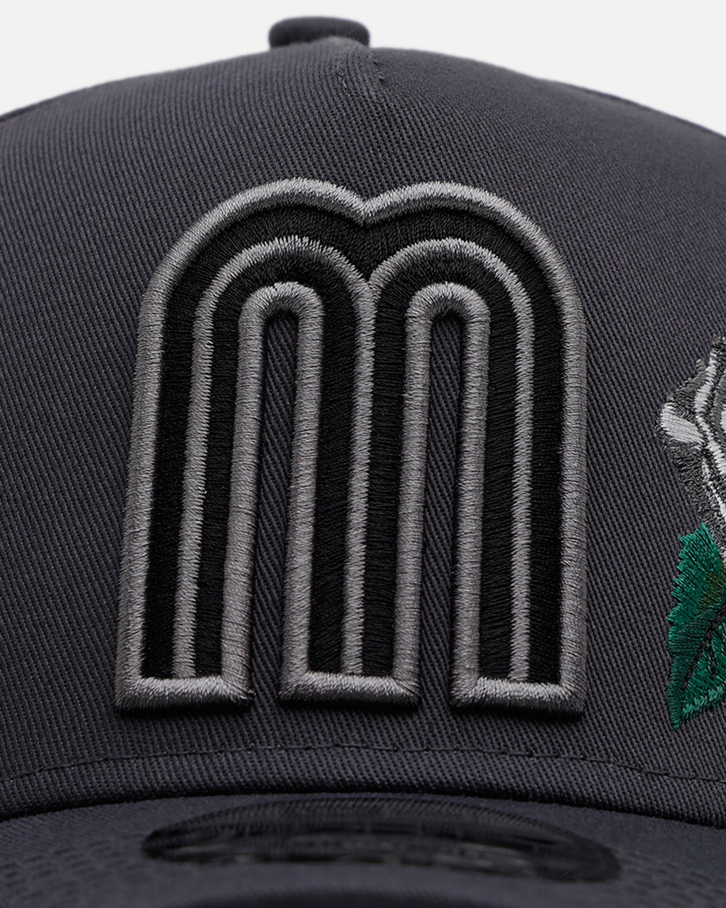 New Era Mexico National Baseball Team 'Gray Tonal Rose Embroidery' 9FORTY A-Frame Snapback Gray