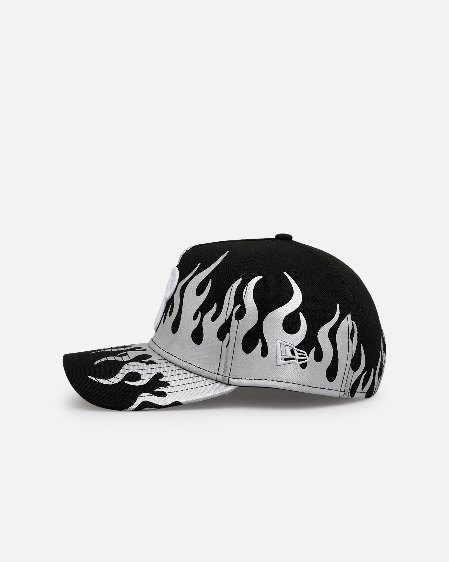 New Era Philadelphia Phillies 'Metallic Flames' 9FORTY A-Frame Snapback Black/Silver