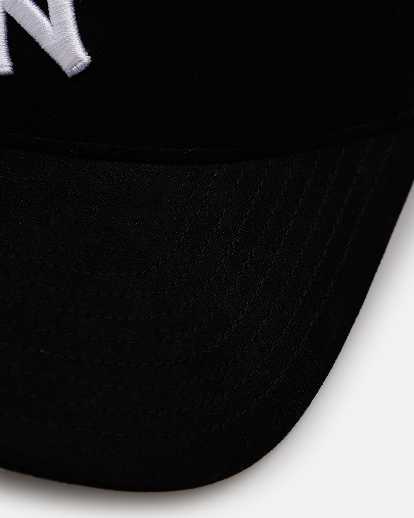 47 Brand New York Yankees 'Ultrasuede' 47 MVP Strapback Black/White