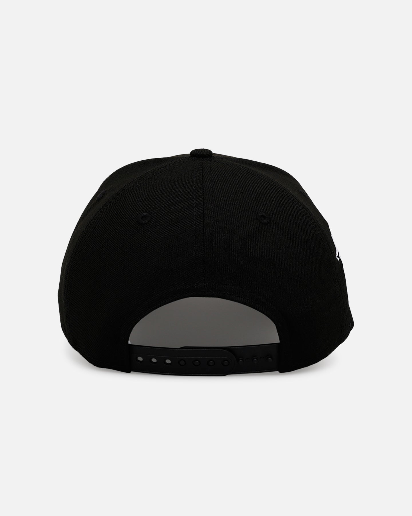 New Era Atlanta Braves 'Black And White' 9FORTY A-Frame Snapback Black/White