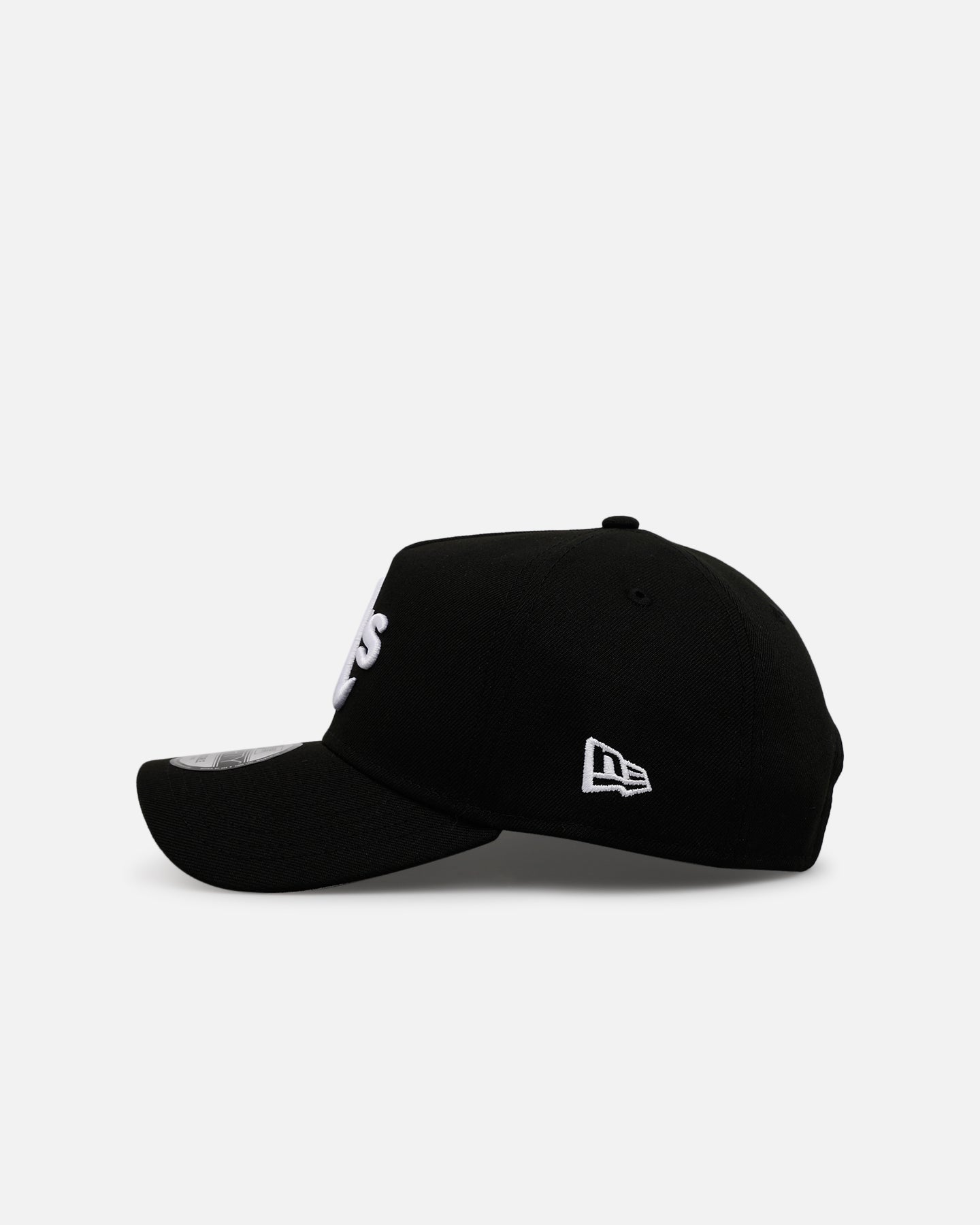 New Era Oakland Athletics 'Black And White' 9FORTY A-Frame Snapback Black/White