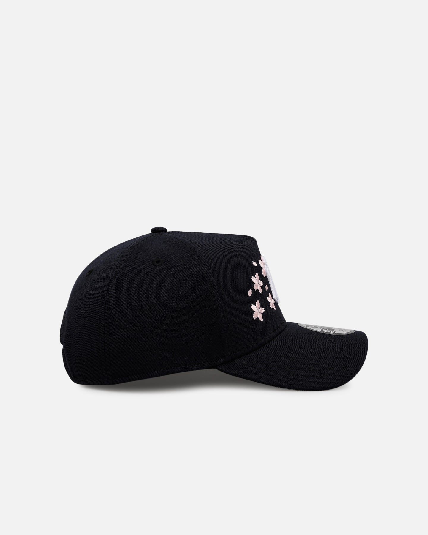 New Era New York Yankees 'Cherry Blossoms' 9FORTY A-Frame Snapback Official Team Color