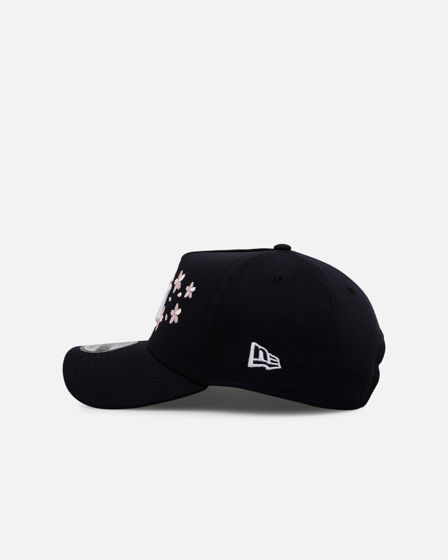 New Era New York Yankees 'Cherry Blossoms' 9FORTY A-Frame Snapback Official Team Color