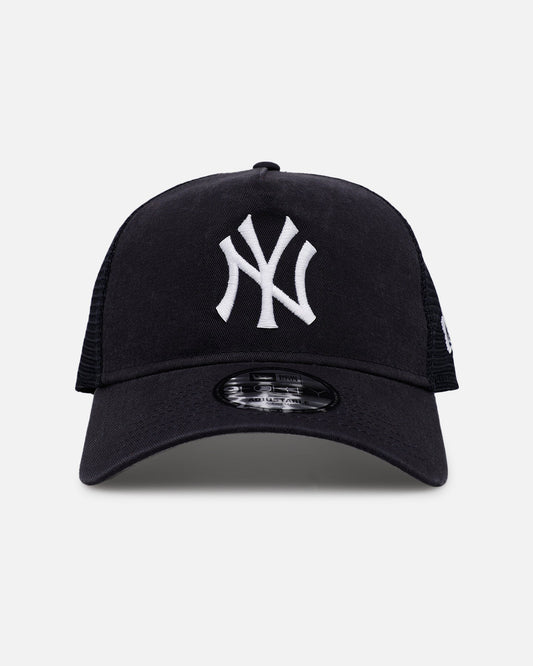 New Era New York Yankees 'Washed Truckers' 9FORTY A-Frame Trucker Snapback Official Team Color