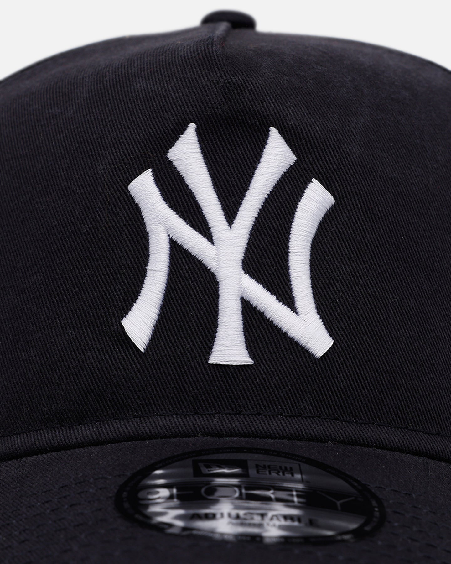 New Era New York Yankees 'Washed Truckers' 9FORTY A-Frame Trucker Snapback Official Team Color