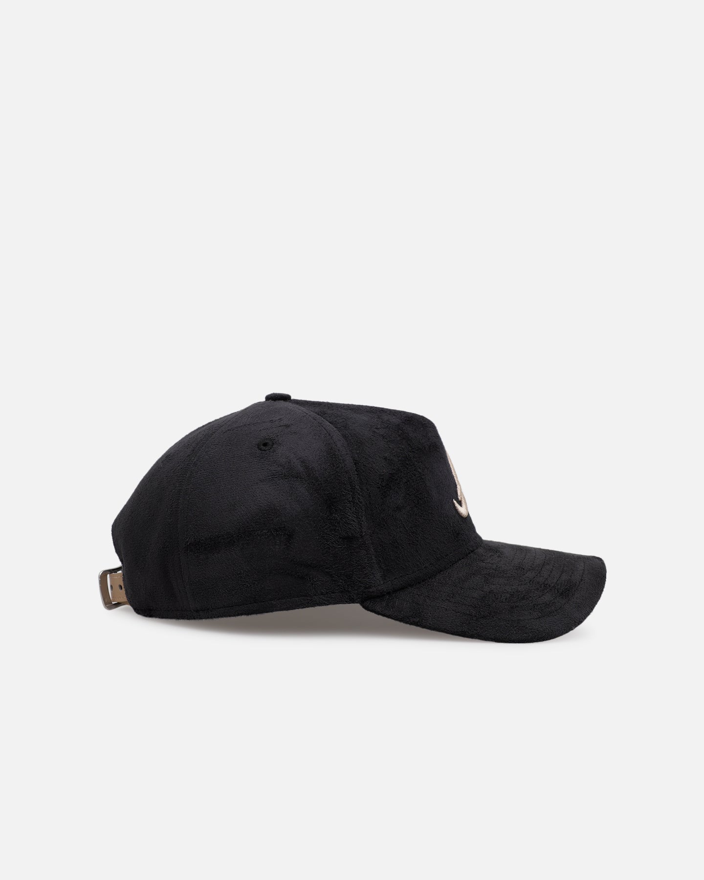 New Era Atlanta Braves 'Suede' 9FORTY A-Frame Strapback Black/Tan