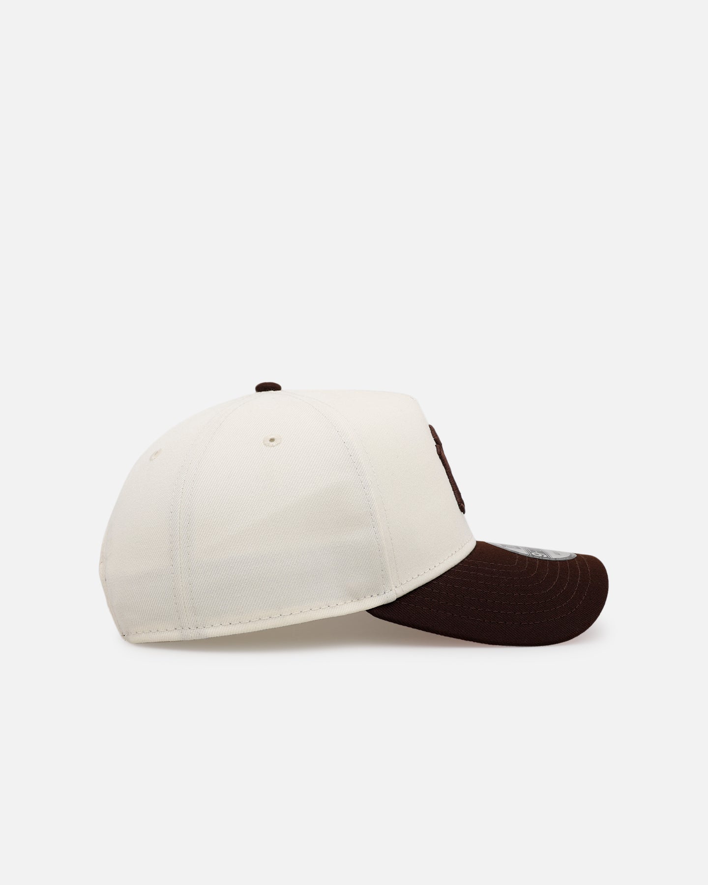 New Era New York Yankees 'Pink Satin Hearts Walnut' 9FORTY A-Frame Snapback Chrome/Walnut