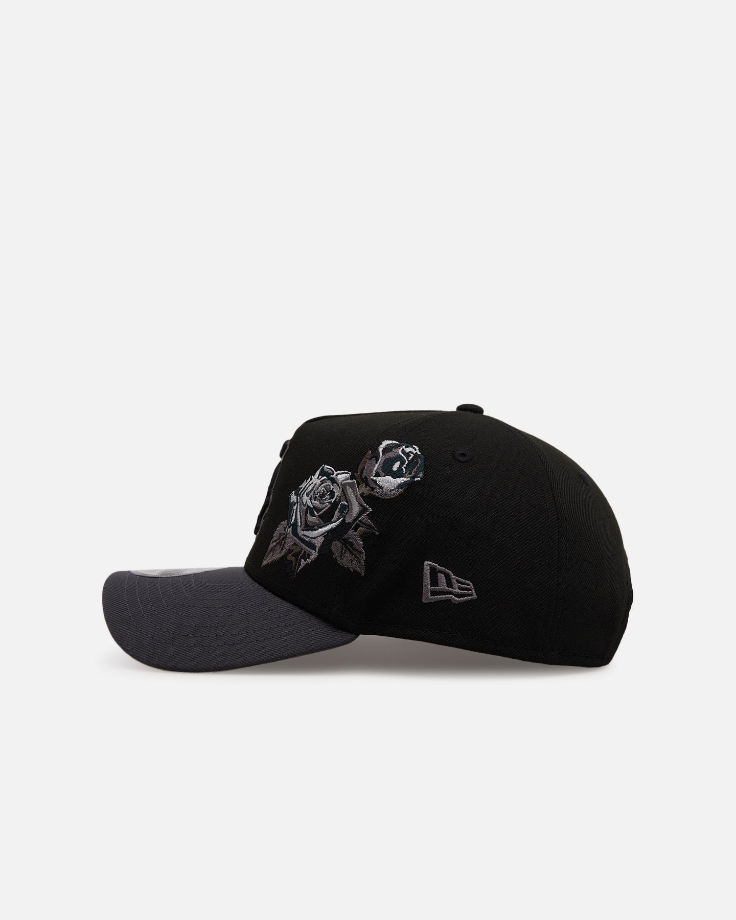 New Era Chicago White Sox 'Stealth Roses' 9FORTY A-Frame Snapback Black