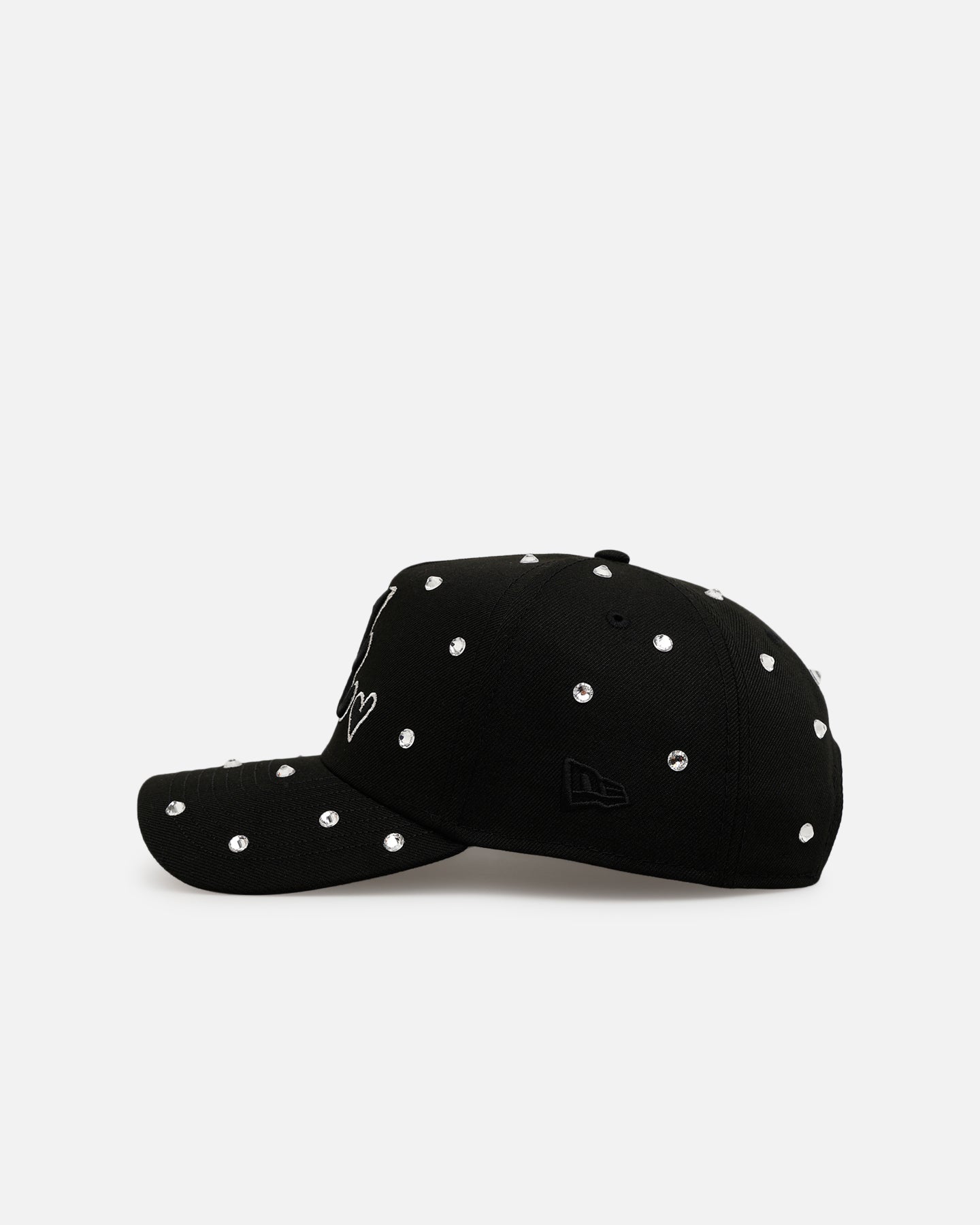New Era Atlanta Braves 'Black Satin Hearts' 9FORTY A-Frame Snapback Black