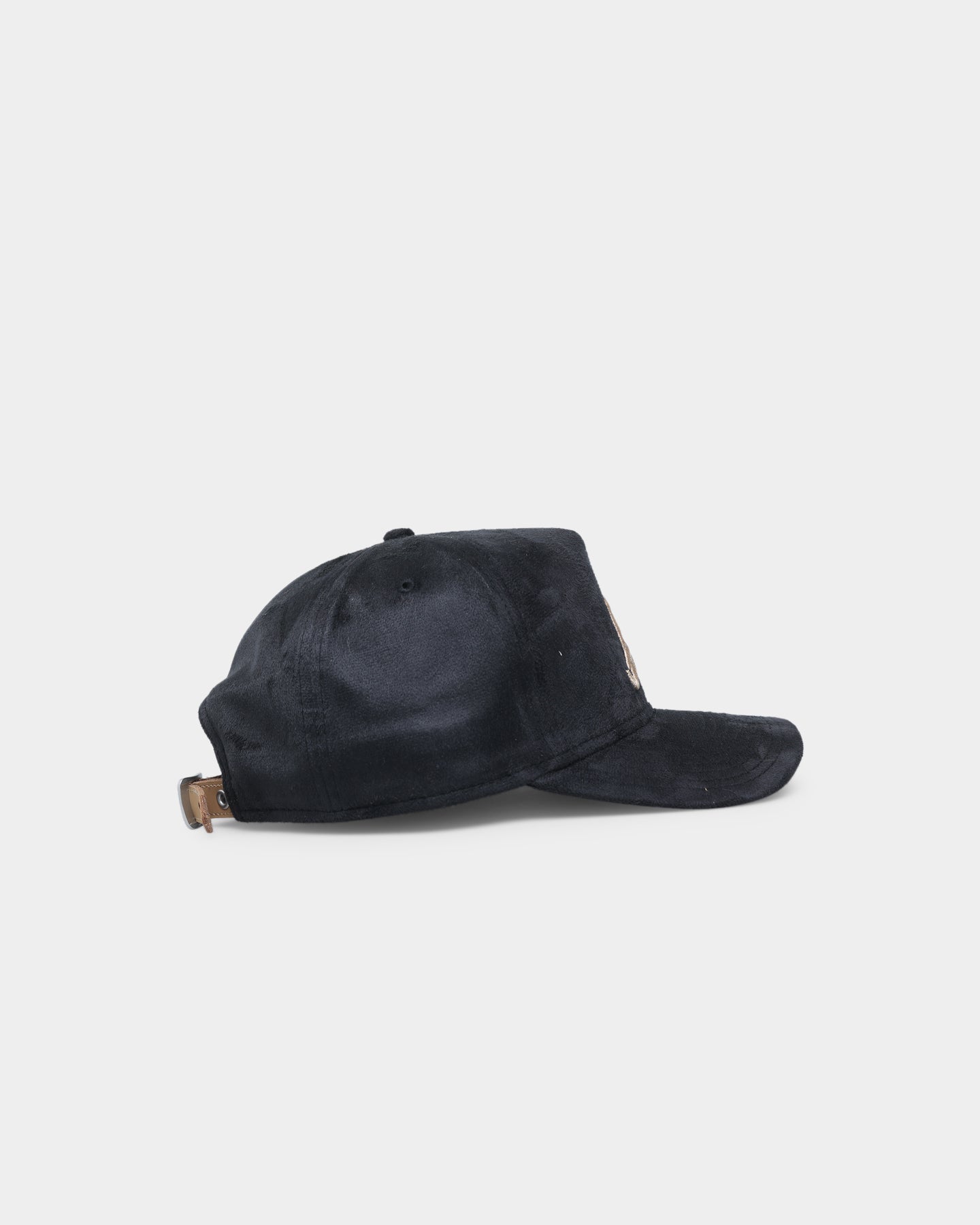New Era Atlanta Braves 'Black/Tan Suede' 9FORTY K-Frame Strapback