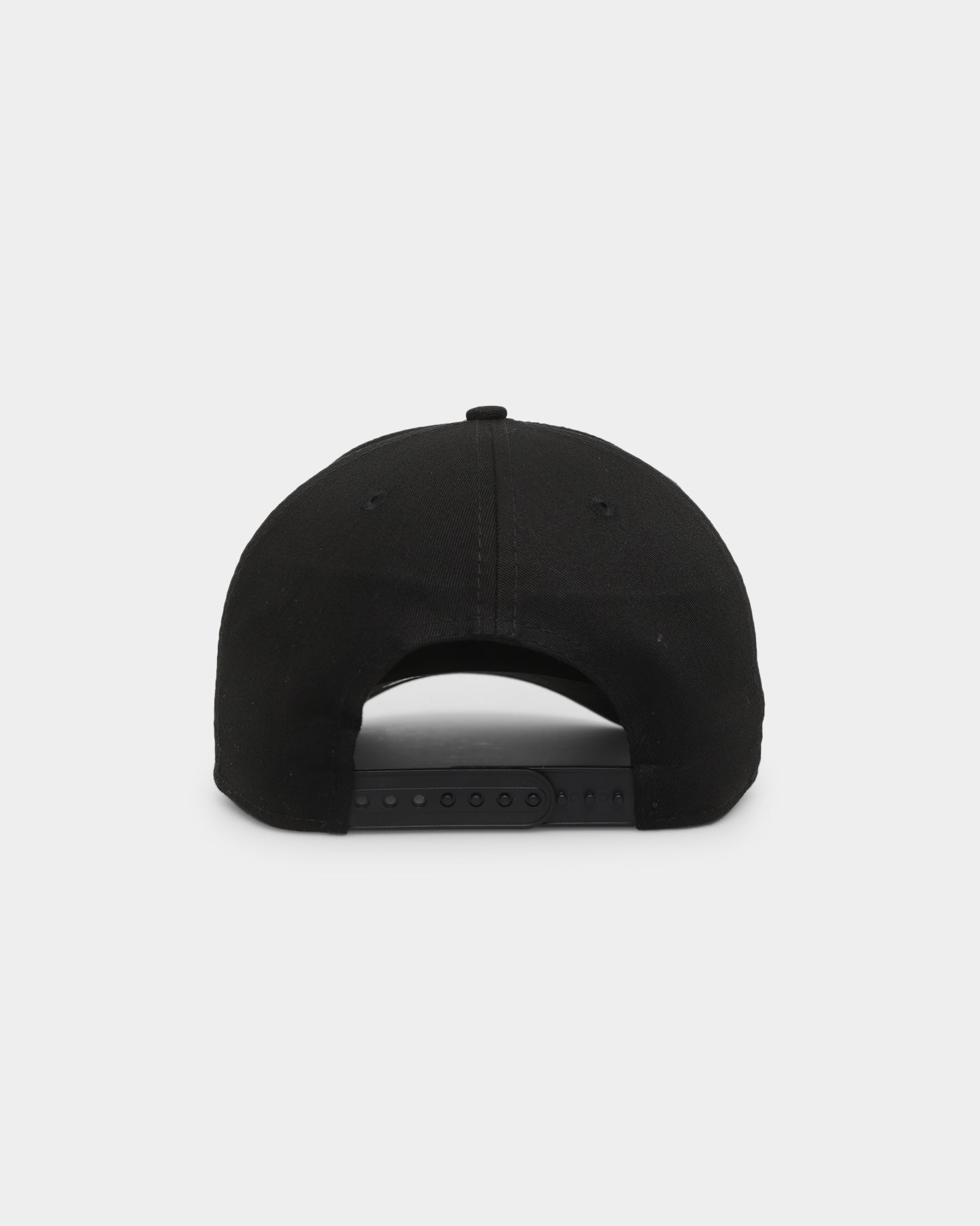 New Era New York Yankees 'Metal Badge' 9FORTY K-Frame Snapback Black/Silver