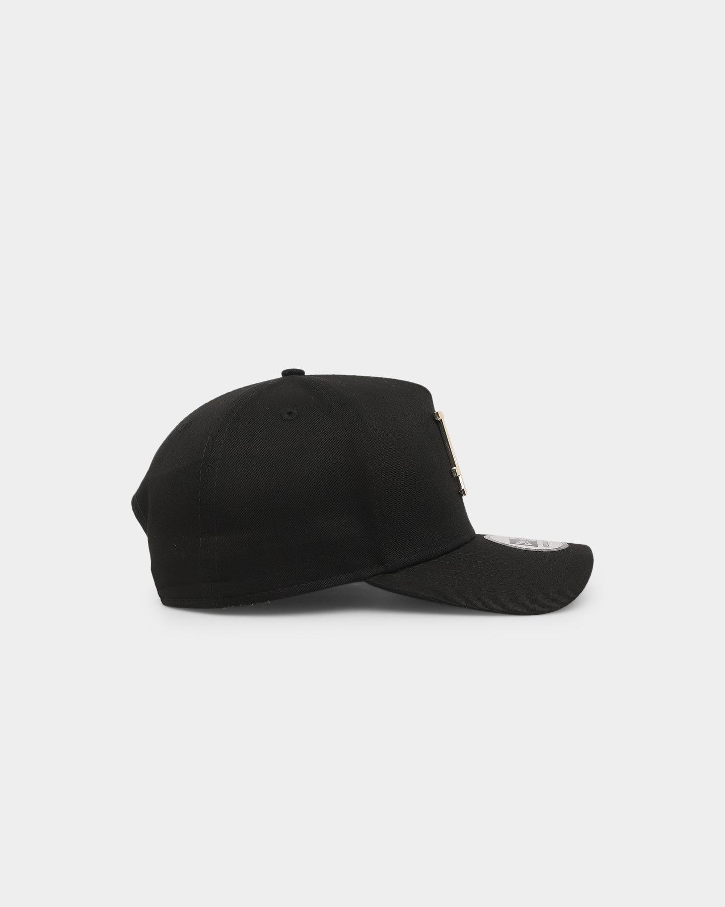 New Era Los Angeles Dodgers 'Metal Badge' 9FORTY K-Frame Snapback Black/Gold Metallic