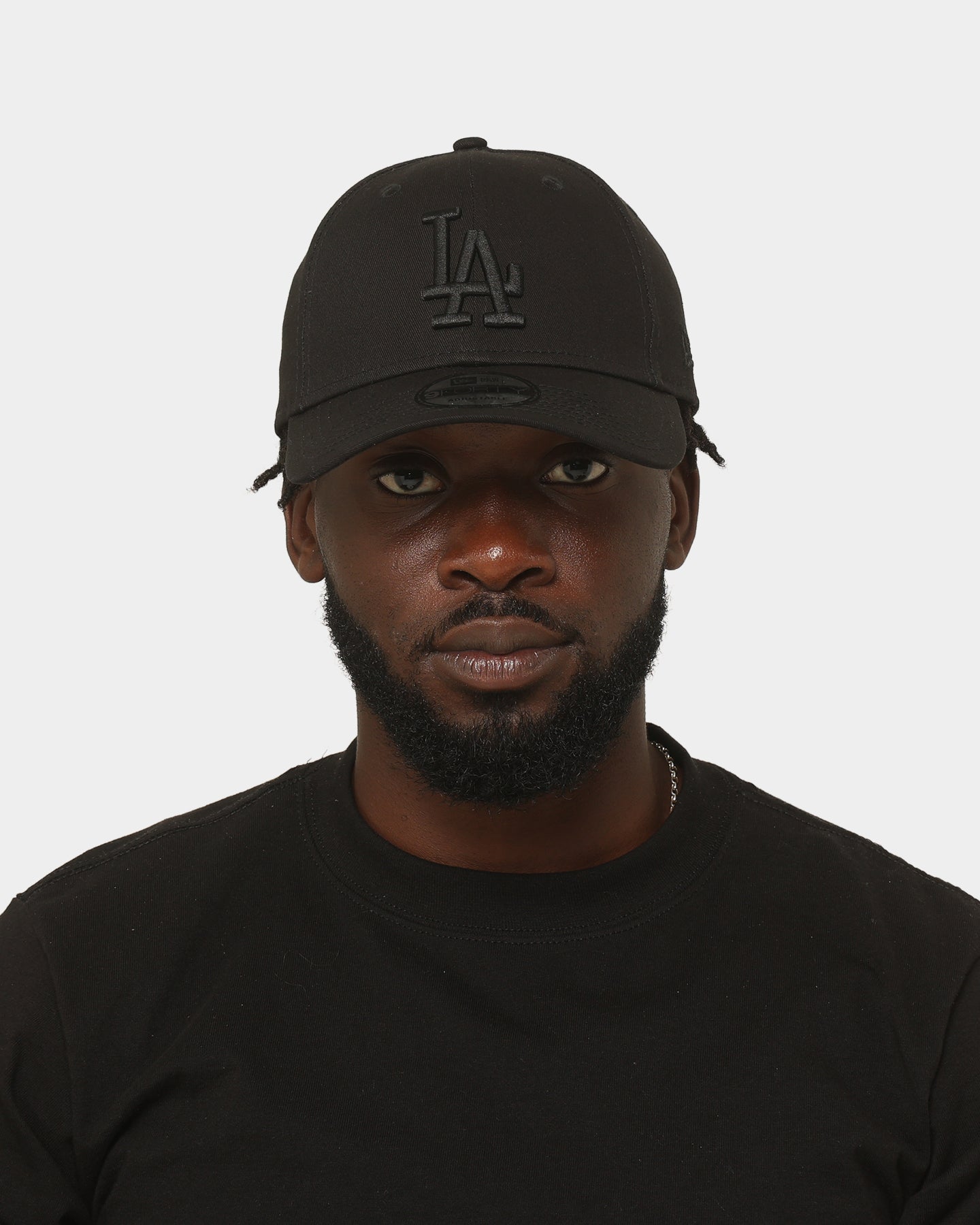 New Era Los Angeles Dodgers 'Black On Black' 9FORTY Casual Strapback Black/Black