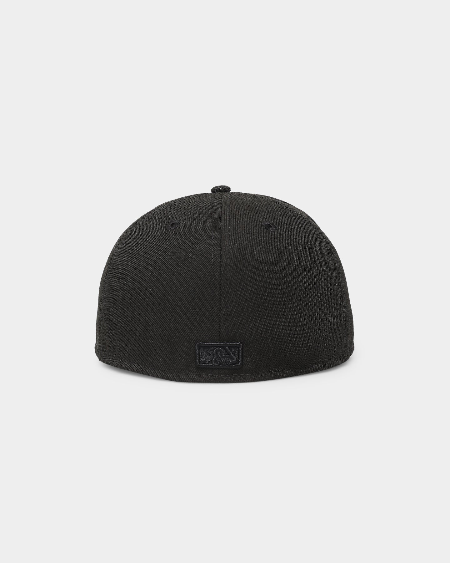 New Era Atlanta Braves 'Black On Black' 59FIFTY Fitted Black/Black