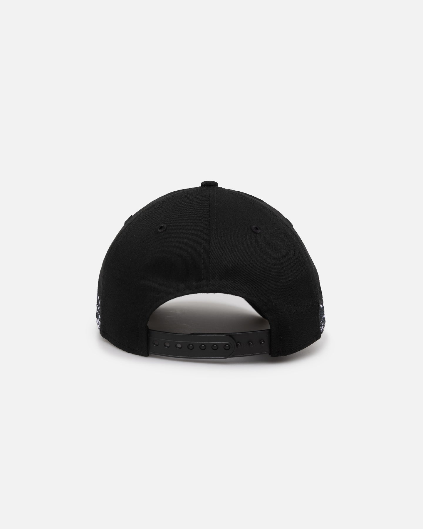 New Era Atlanta Braves "Wave" 9FORTY A-Frame Snapback Black/White