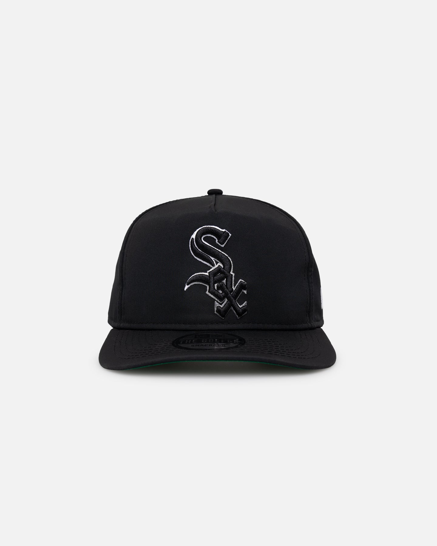 New Era Chicago White Sox Golfer Pre-Curved Snapback Black/OTC