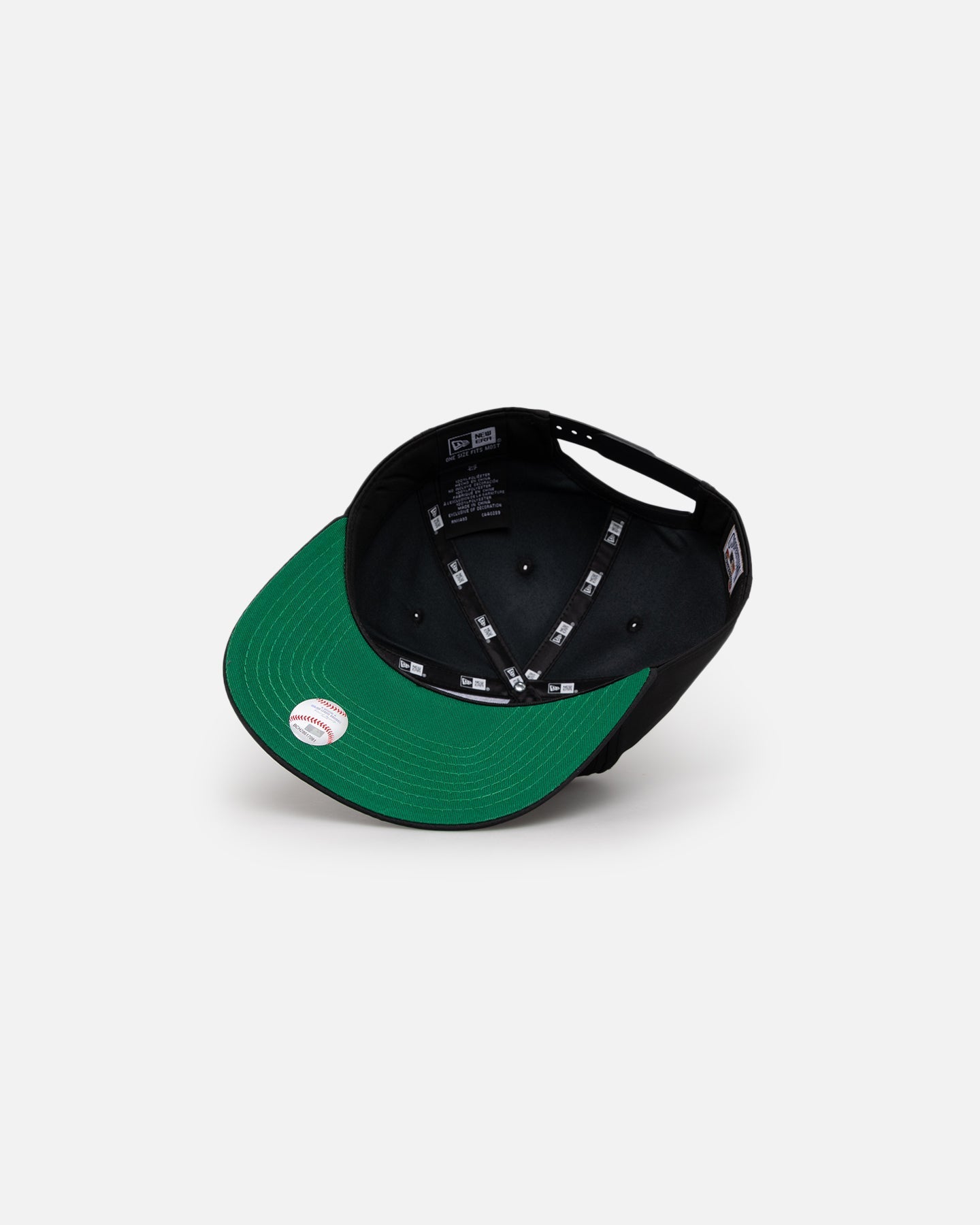 New Era Chicago Cubs Golfer Pre-Curved Snapback Black/OTC