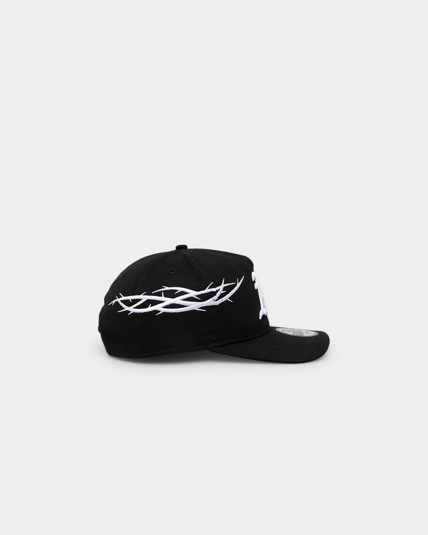New Era Oakland Athletics 'Twisted Thorns' Golfer Pre-Curved Snapback Black