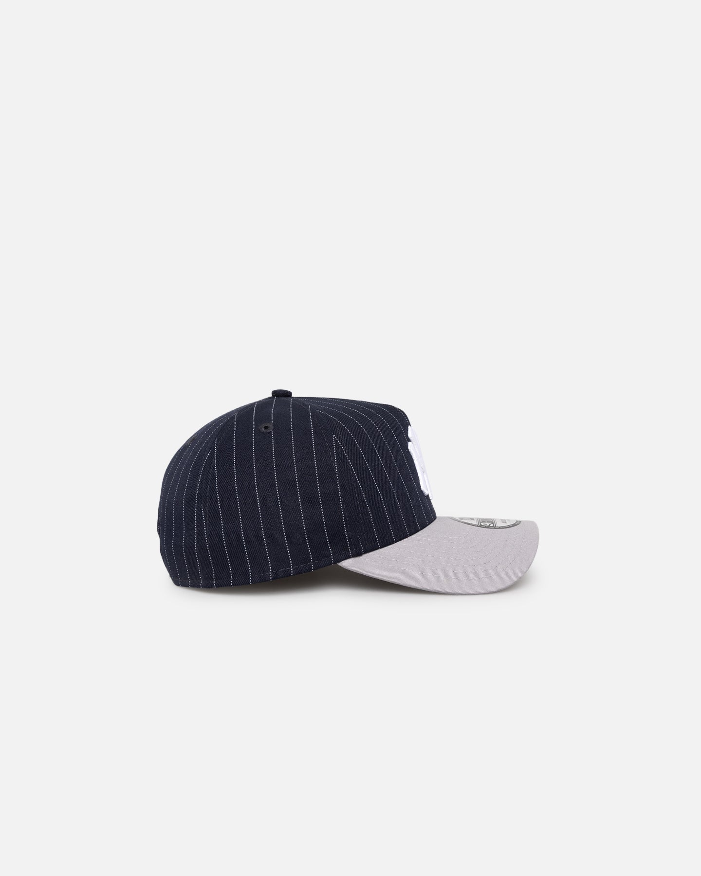 New Era New York Yankees '2-Tone Pinstripe' 9FORTY A-Frame Snapback Pinstripe