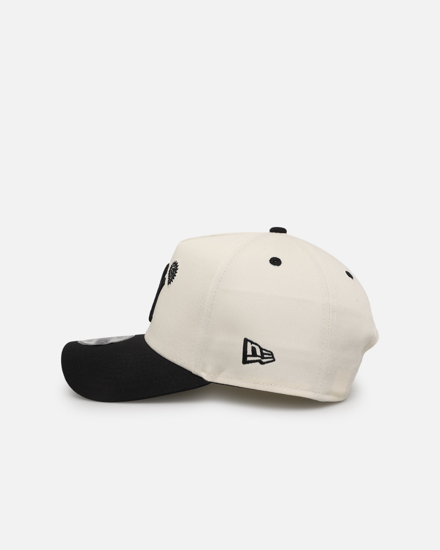 New Era New York Yankees 'Paisley Hit' 9FORTY A-Frame Snapback Chrome White/Black