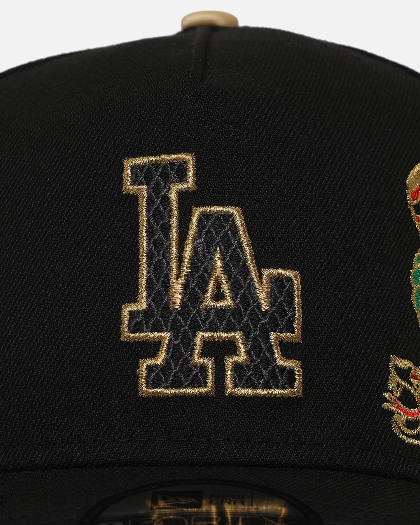 New Era Los Angeles Dodgers 'Year Of The Snake' 9FORTY A-Frame Snapback Black/Gold